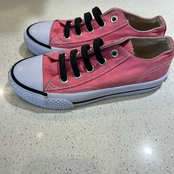 Kids Airwalk pink sneakers, size 11 1/2 - Picture 2 of 7